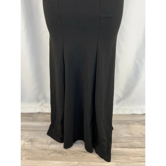 NWT Windsor Black Gold Lace V-NeckFormal Gown $135 - Picture 5 of 14